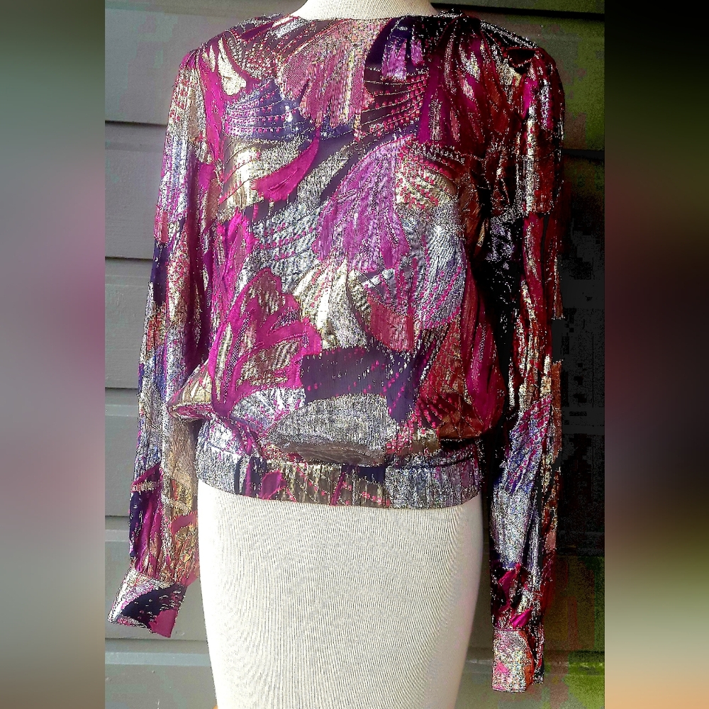 Vintage 1980s Jamboree New York Women's Multicolor Metallic Top. Size 4/small.